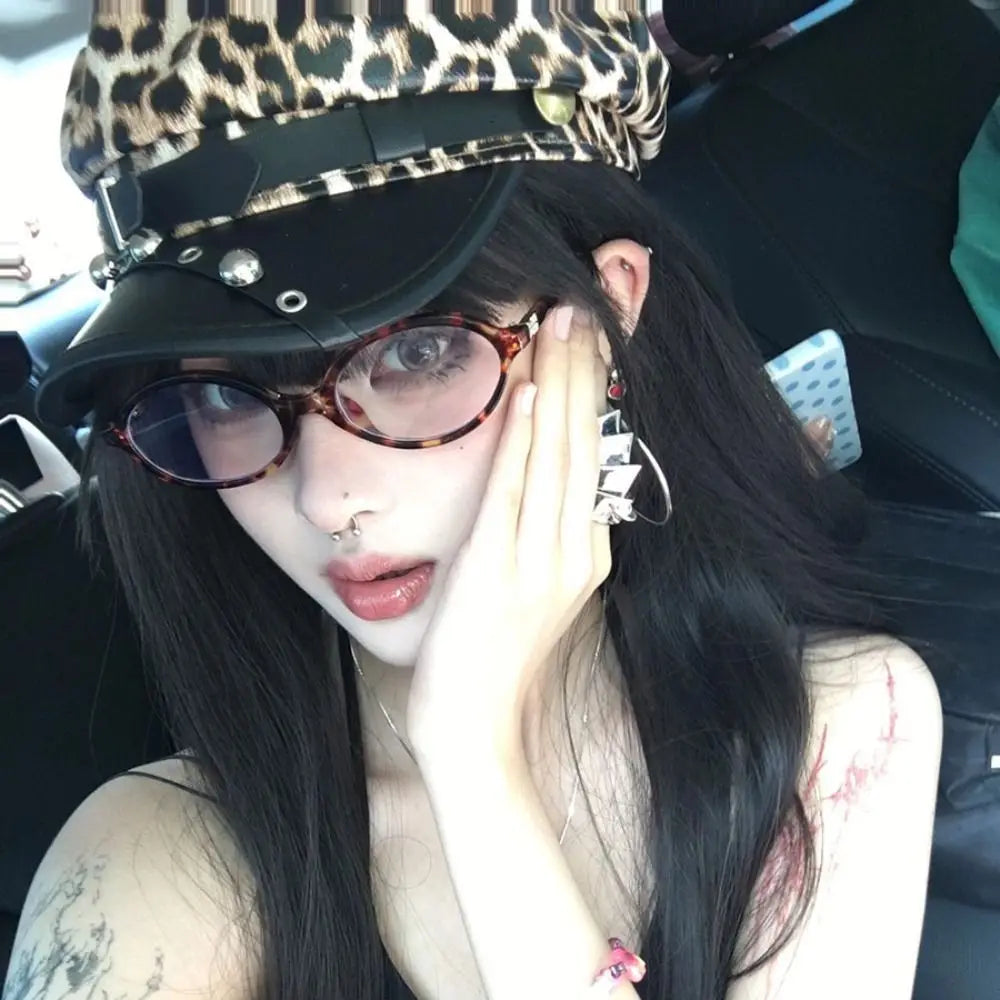 Fashion Sex Rivet Leopard Hat Punk Gothic Y2k Beret Hat Harajuku Pu Leather Flat Top Cap for Girls