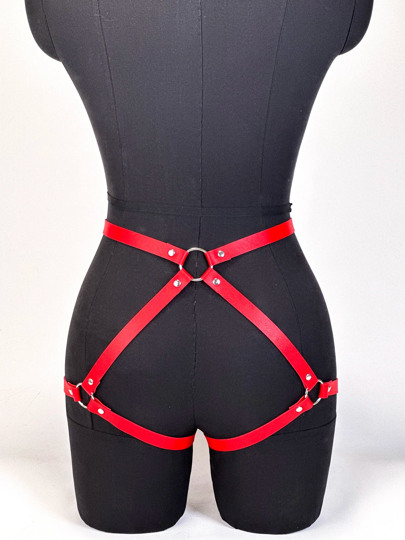 Sexy Women Bondage Leg Harness Decoration Trend Punk Waist To Leg Belt Caged Thigh Garter Belt Straps Goth Clothing Accessories
