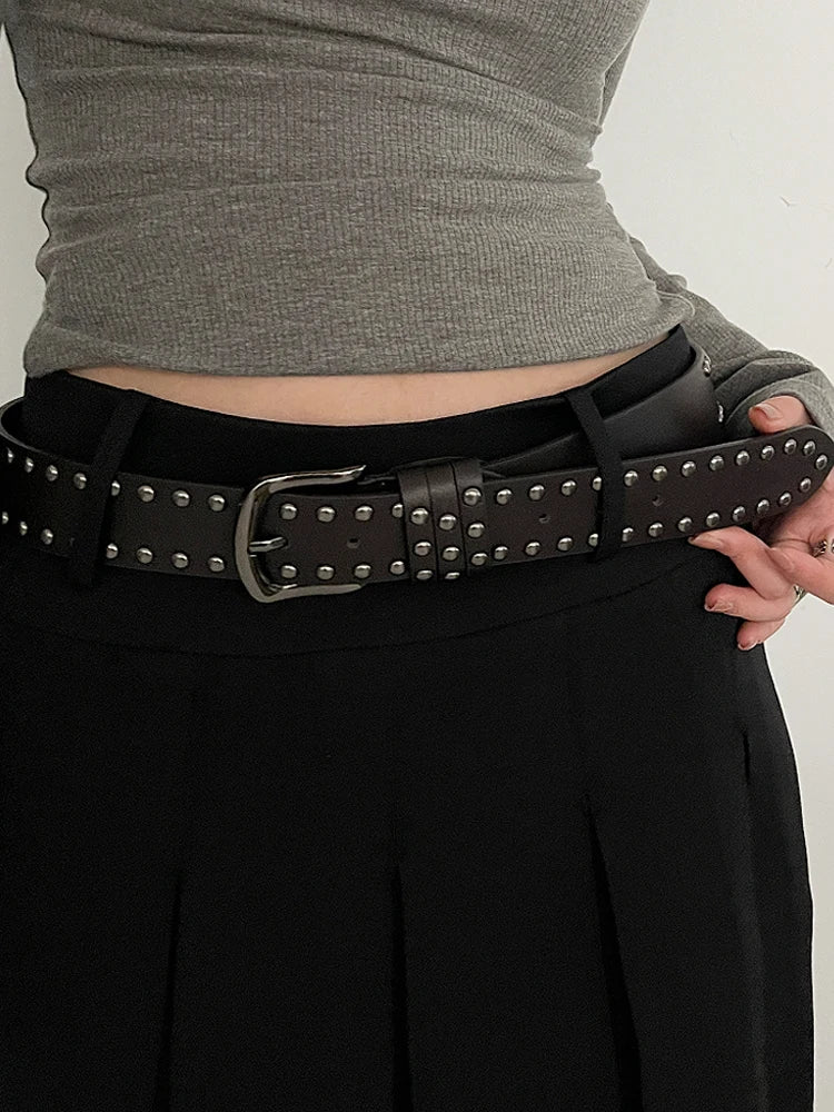 2024 New Belt Women's Jeans tie-in Ladies' belt fashion personality Rivet Belt senior black fashion