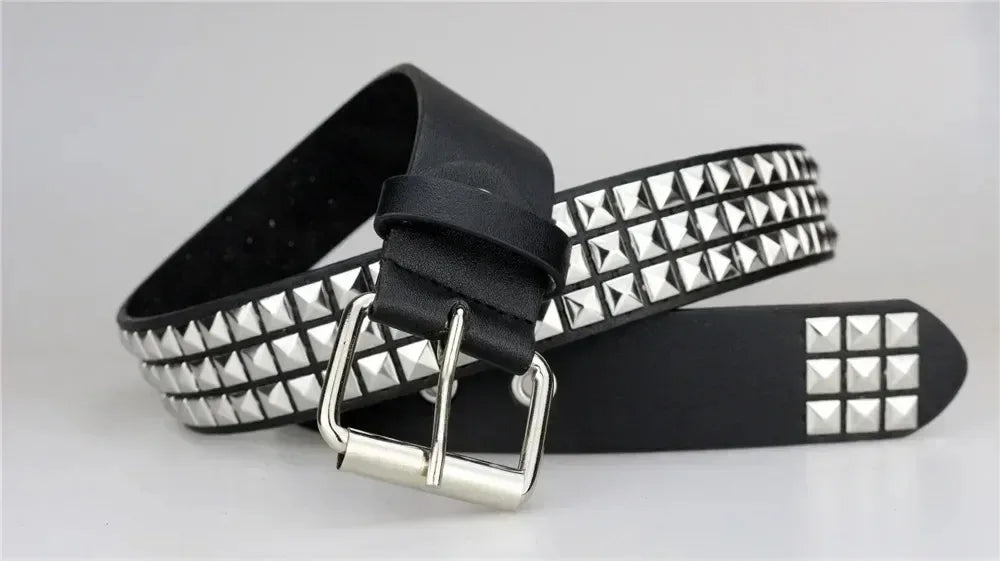 2026 New Square Bead Rivet Belt Metal Pyramid Belt Men and Women Punk Hardware Jeans Belt Y2K Belt Designer Belt Women's Belts