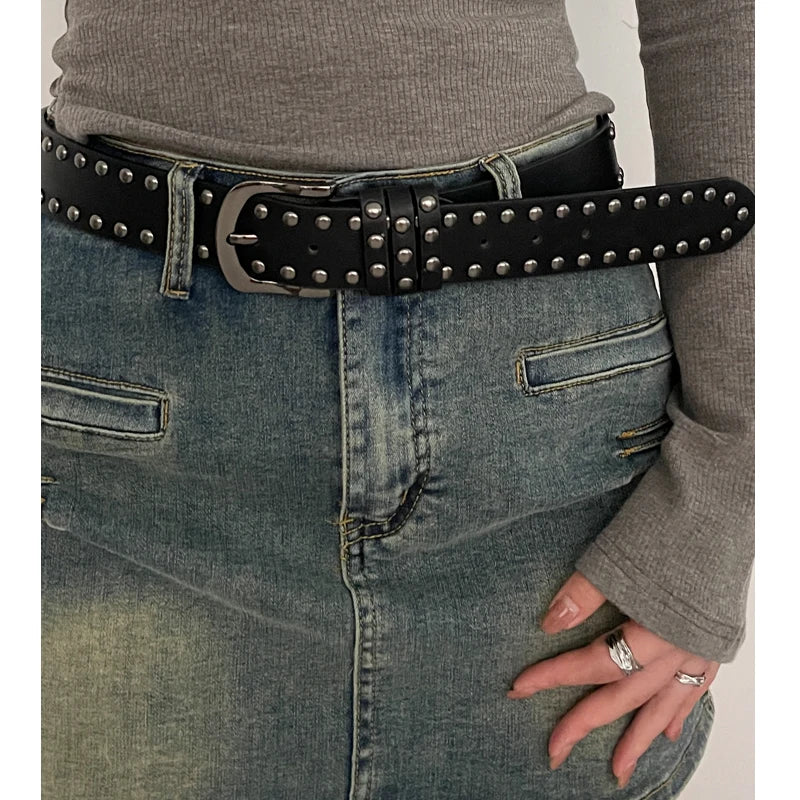 2024 New Belt Women's Jeans tie-in Ladies' belt fashion personality Rivet Belt senior black fashion